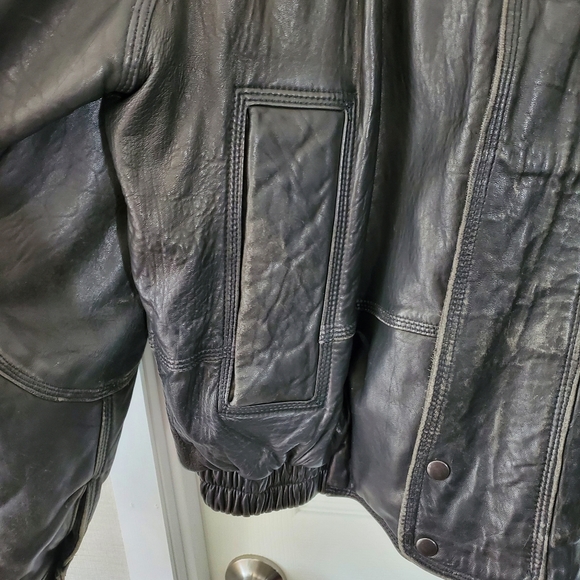 Vintage Midwest International Leather Jacket - Picture 4 of 16